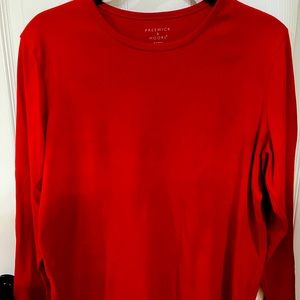 Woman’s Prestwick & Moore long sleeve tee, crew neck, Size 1X, Red